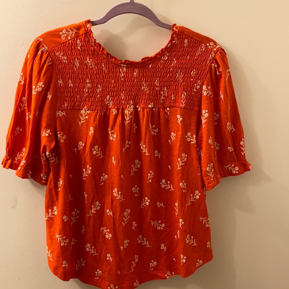 Lucky People Orange top with white flowers